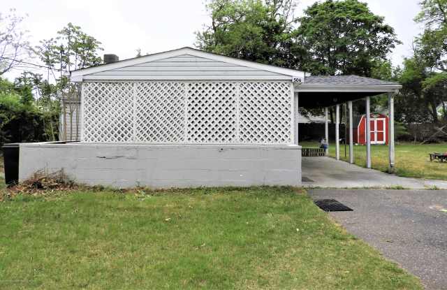 506 Cedar Street - 506 Cedar Street, Lakehurst, NJ 08733