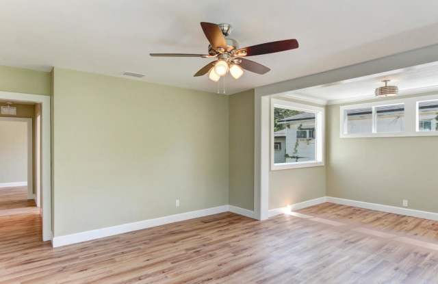 5339 COLONIAL AVE Gallery 4