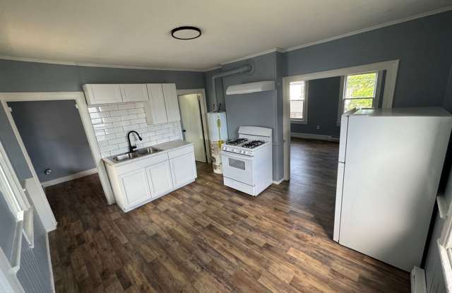 44 Congress St (Cohoes) photos photos