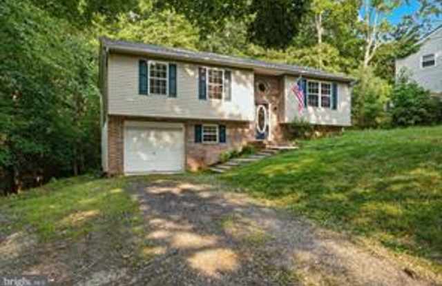 11516 Deadwood Drive Gallery 3