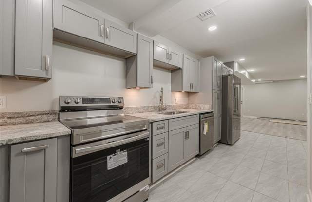 435 Little Pines Court Gallery 2