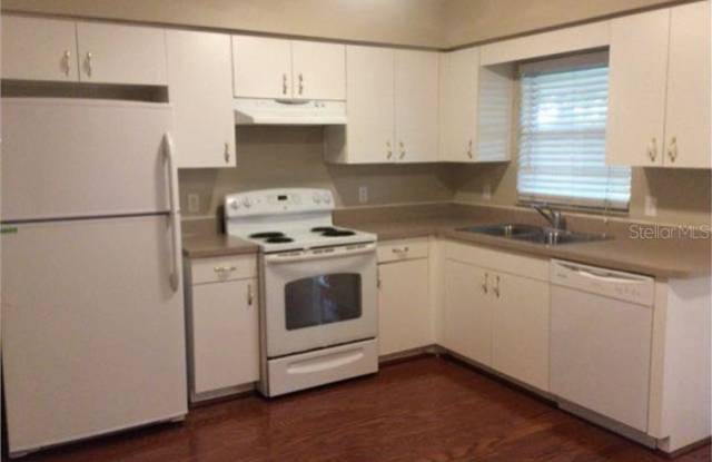 36107 PINE BLUFF LOOP Gallery 3