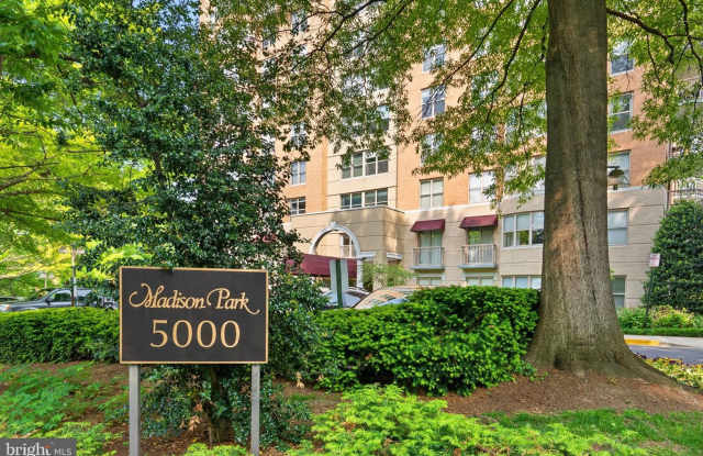 Bethesda Executive Apartment 2 Bed/1.5 Bath-W/Covered Parking, 24-7 Management,  More! photos photos