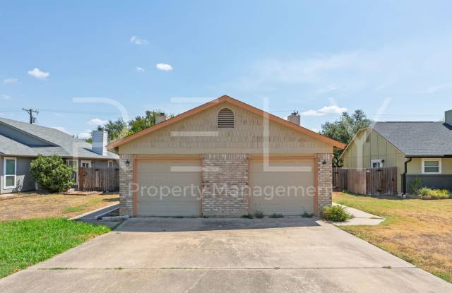 409 Greenlawn Blvd Round Rock, TX. 78664 Gallery 3