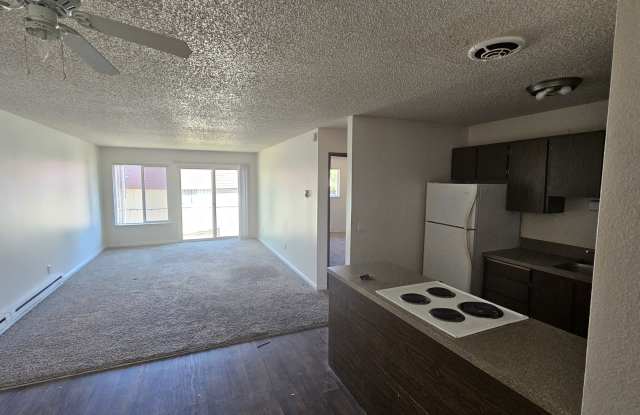 2301 SE Courtney Ave #3 - 2301 Southeast Courtney Avenue, Oak Grove, OR 97222