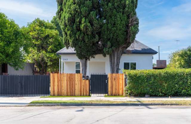 1163 Spruce Street West photos photos
