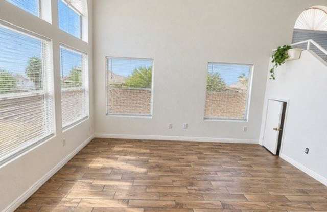 8241 Hydra Lane Gallery 2
