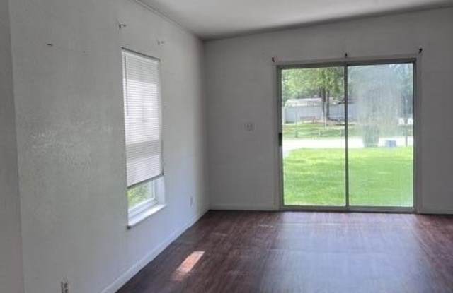 991 SOUTHERN VILLAS Drive Gallery 3