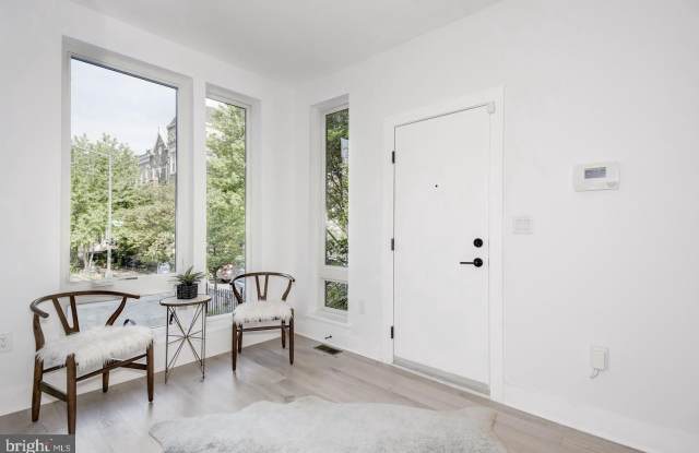 3571 10TH Street NW Gallery 2