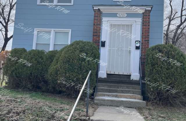 5201 East 12th Street photos photos