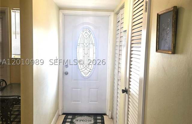 2097 S Ocean Dr Gallery 4