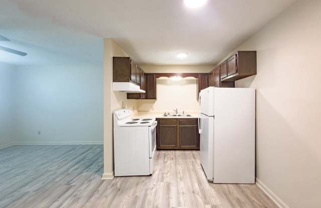 4625 Towne Square Ct Gallery 3