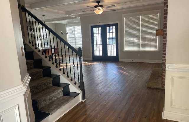 Great Single Family Home in Evans Location Gallery 3
