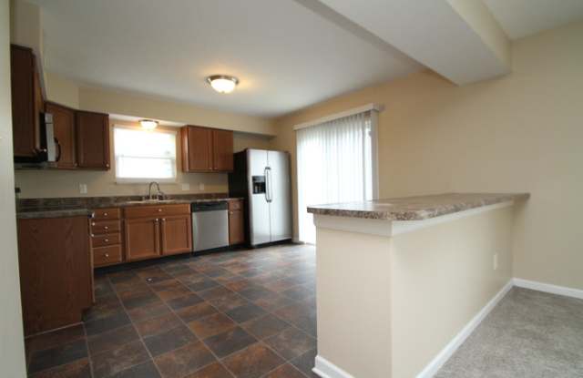 5133 Greenside Drive Gallery 3