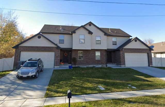 Spacious American Fork Duplex with Garage and Lawn Care Package photos photos