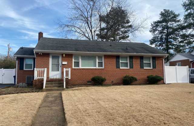 Updated brick ranch in Sandston VA photos photos