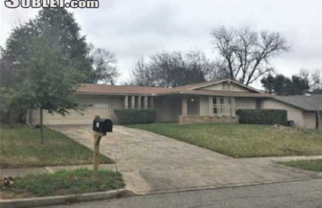 611 Coronet St - 611 Coronet Street, San Antonio, TX 78216