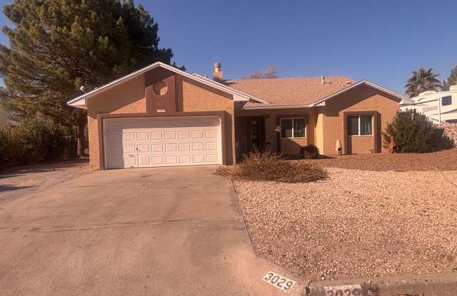 Charming 3 bedroom/2 bathroom Home located in Las Cruces photos photos