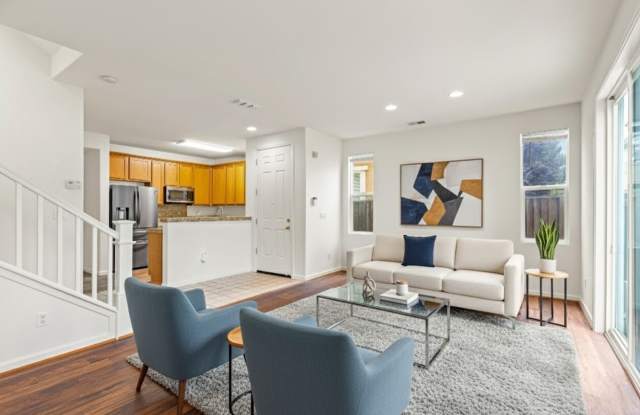 Modern 5 Bed Home with Office, AC, Garage, Community Amenities photos photos Modern 5 Bed Home with Office, AC, Garage, Community Amenities photos photos