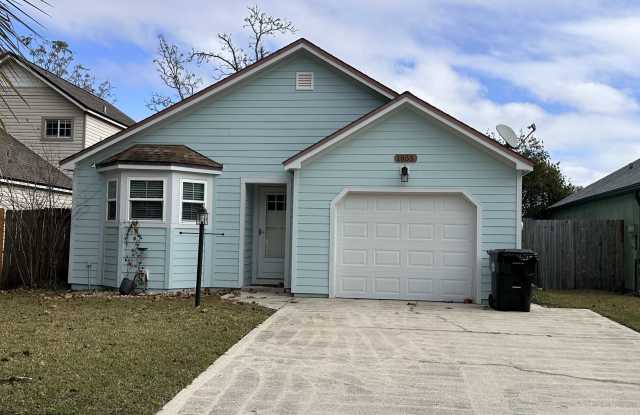 1855 ALBERTA Court N photos photos