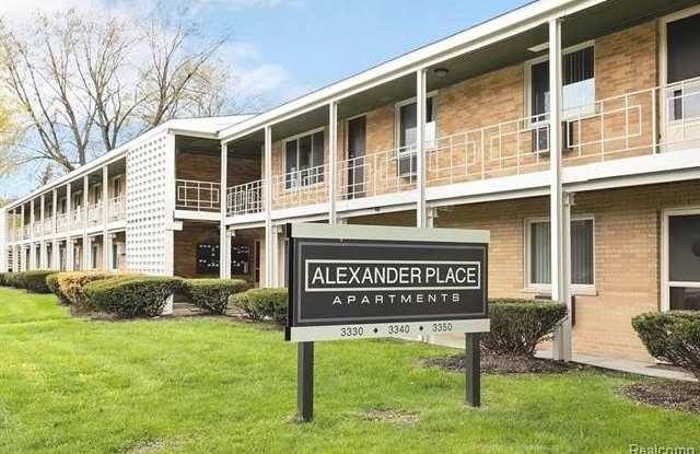 3330 GREENFIELD Road photos photos