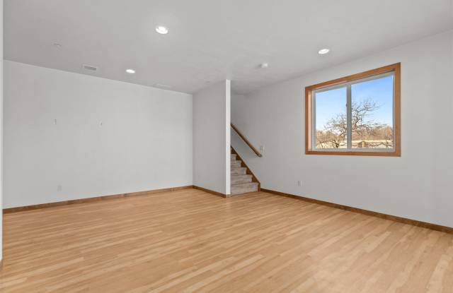 1141 E Banta Ct Gallery 2