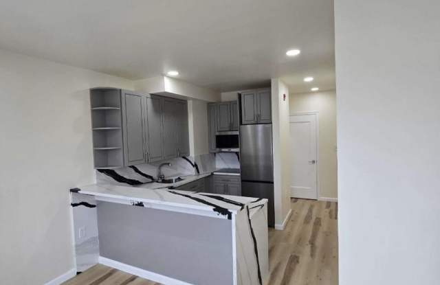 4840 OLD YORK ROAD photos photos