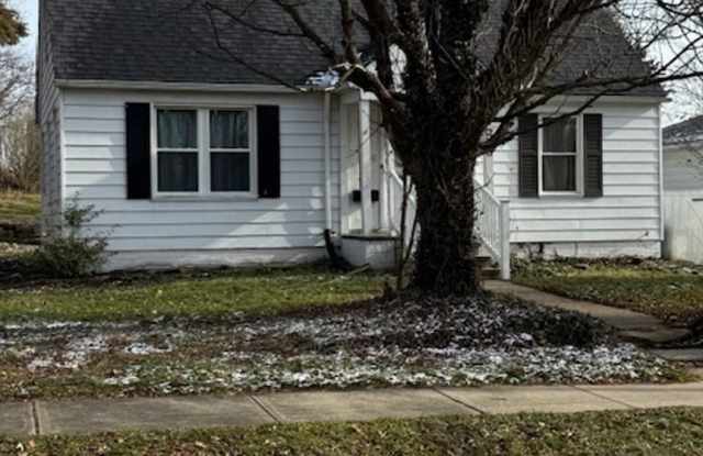 Make this your home 4Bedroom 2 bath home with one car garage $1550 per month photos photos