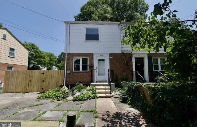 5715 FENWICK DRIVE photos photos