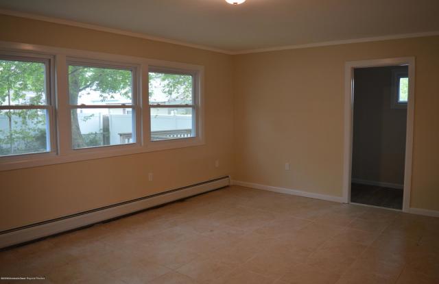 81 Ramsey Avenue Gallery 2