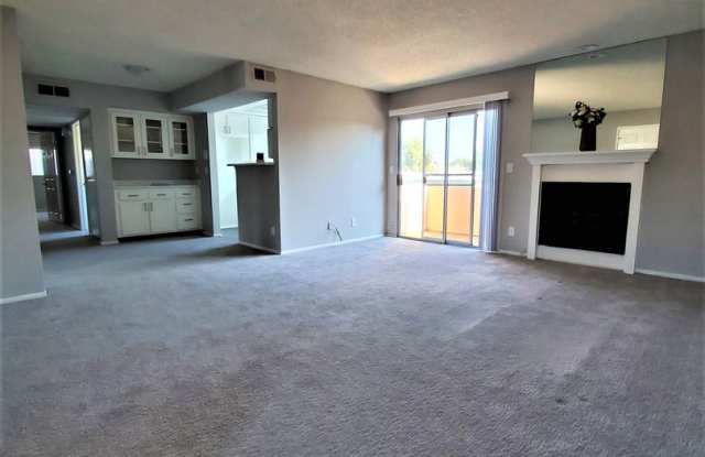 10934 Huston St. photos photos