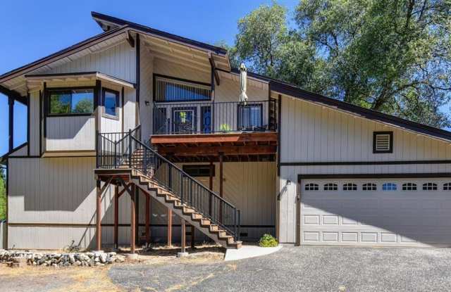Mountain Retreat in Lake of the Pines- Home for rent photos photos