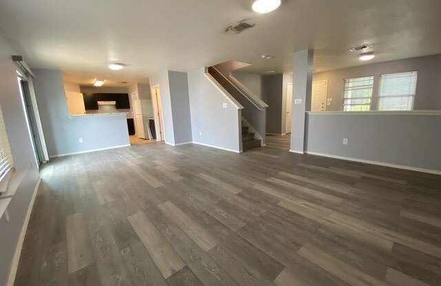7423 COPPER LK Gallery 4