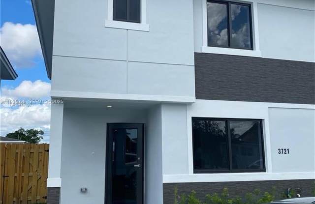 3721 SW 88th Pl photos photos