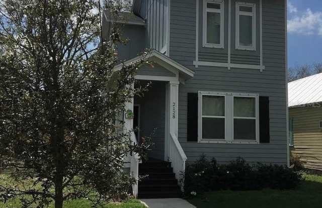 2128 W WALNUT STREET photos photos