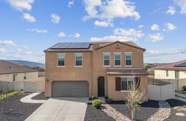 1442 Rustic Glen Way - 1442 Rustic Glen Way, San Jacinto, CA 92582