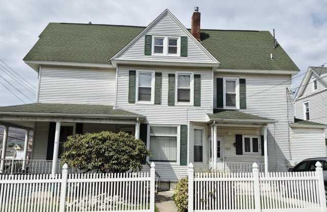 109 Salem Avenue unit: 1Fl photos photos