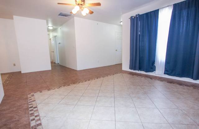 3 bedroom 2 bathroom in Prescott Valley Gallery 3