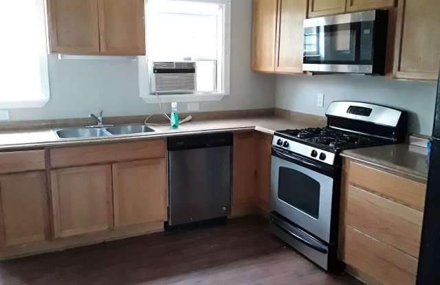 Completely Renovated property perfect for a small family or young professional! - 3440 Cherry Drive, Beaumont, TX 77703