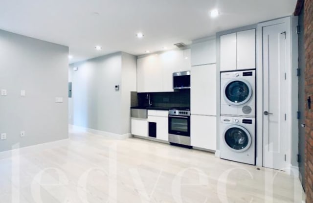 100 STANTON STREET - 100 Stanton Street, New York City, NY 10002
