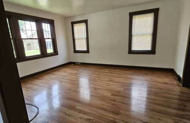 185 Carnegie Avenue Gallery 3