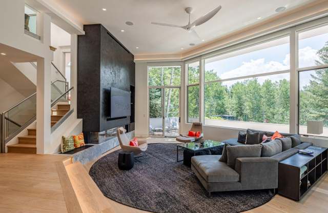 1440 Crystal Lake Road photos photos