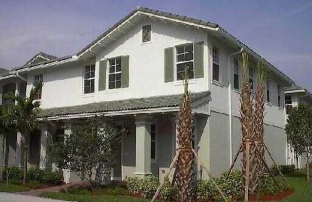 1052 NW 18th Avenue photos photos
