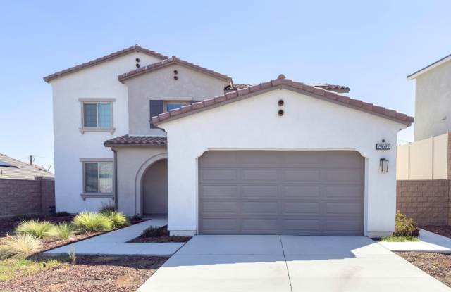 Newer Construction, Exquisite 4 Bedroom + LOFT + Office Nook SOLAR Home for Rent! photos photos