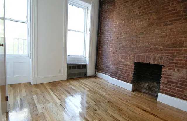 42 Morton St Apt 13 Gallery 2