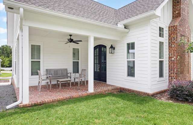 4068 Poets Trail Gallery 2