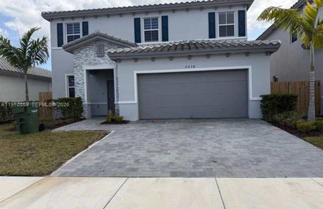 2638 SE 9th St HOMESTEAD, FL 33035 photos photos