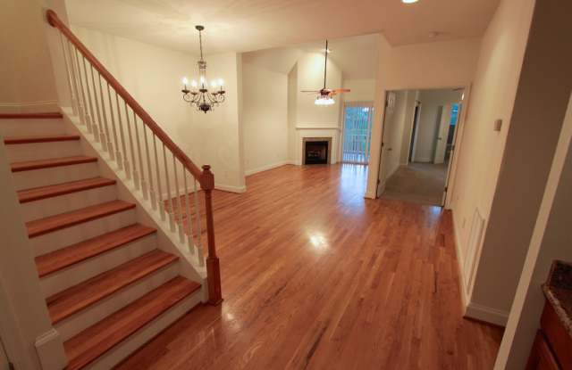 16 Abbey Ct Gallery 3