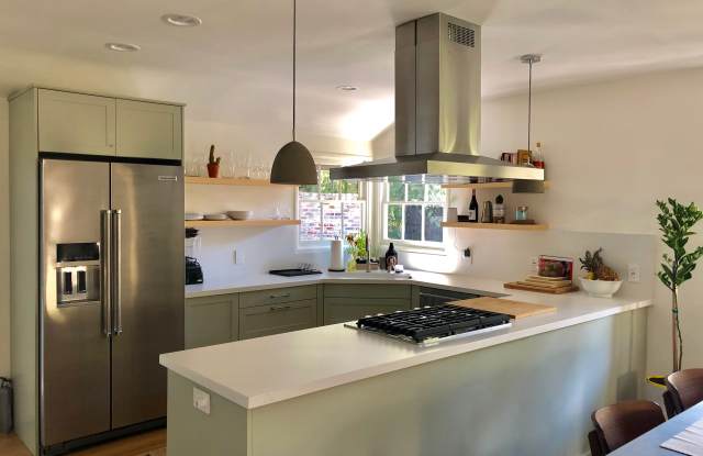 2618 East Chevy Chase Drive Gallery 2