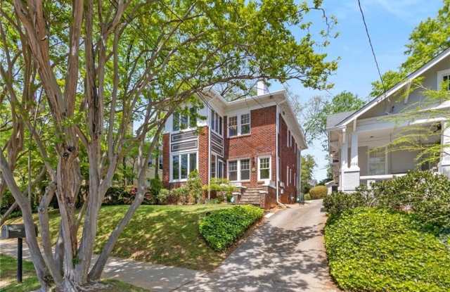 648 Cresthill Avenue NE photos photos
